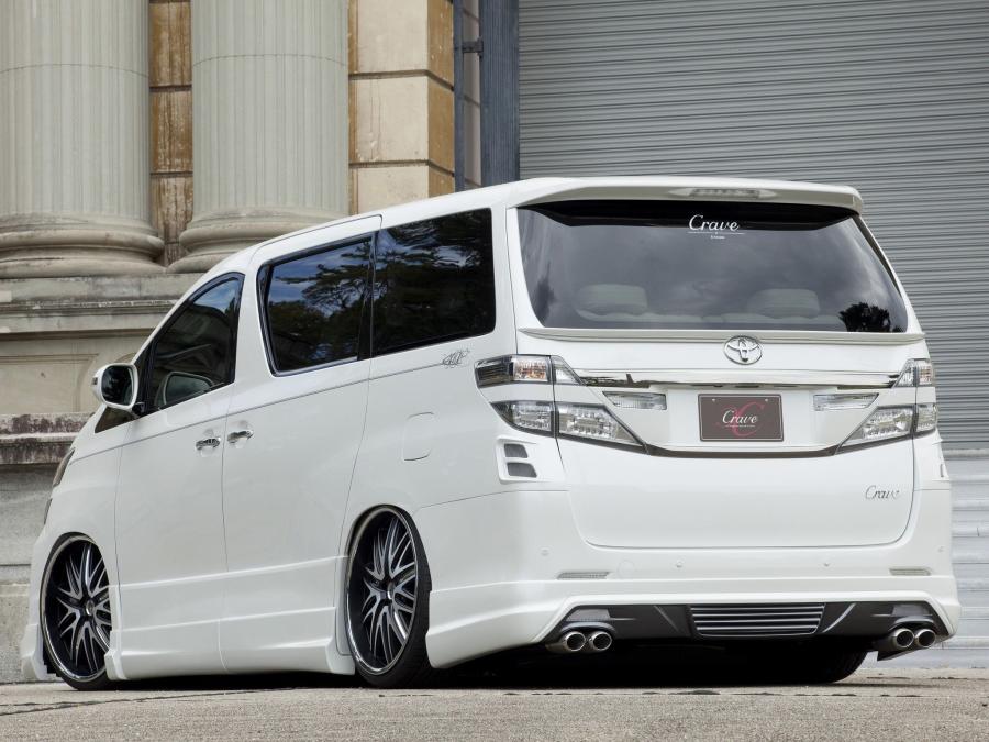  Toyota Vellfire Custom by 2Crave 2012 года  (фото 2 из 3)